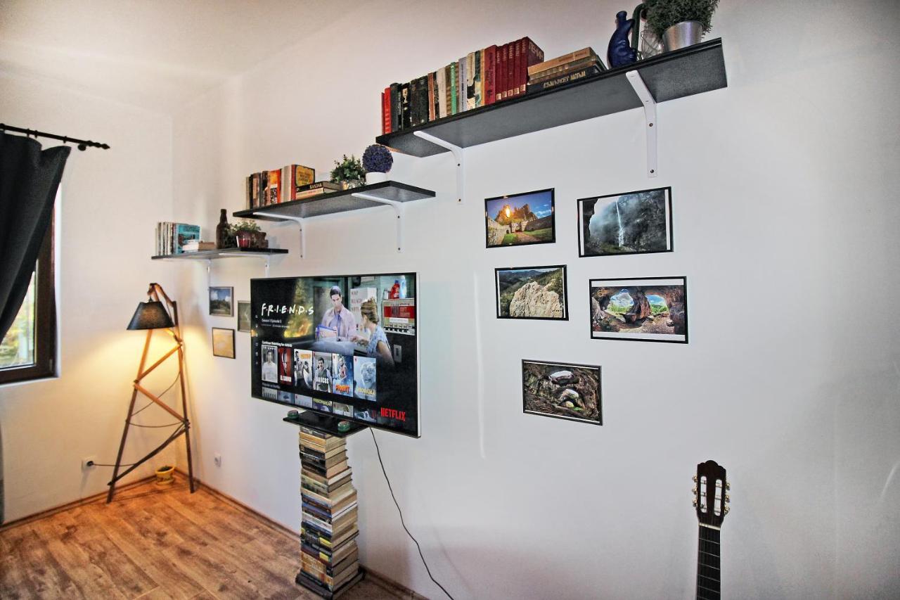 Top Center Relax, Ndk & Vitosha Str, Free Secured Parking Sofia Bagian luar foto